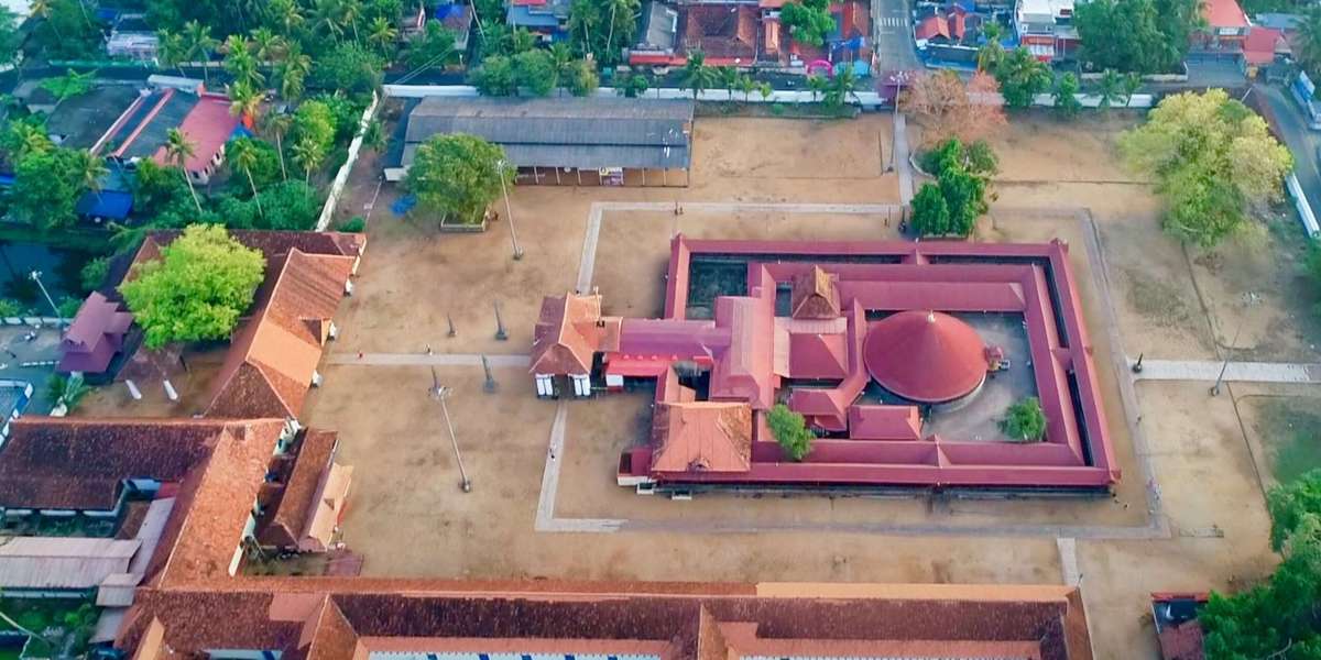 ക്ഷേത്രങ്ങൾ: ആത്മീയതയും സാമൂഹിക ഉണർവും ചേർന്ന് നിർമ്മിച്ച ഭാരതത്തിന്റെ ആത്മാവ്