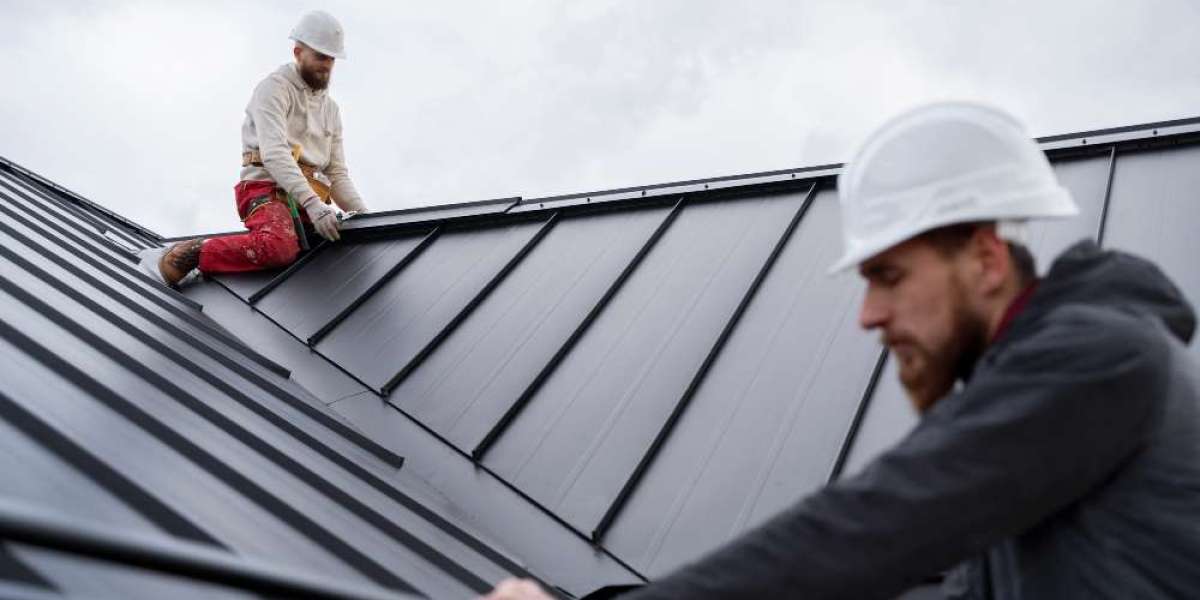 Understanding the Role of a Bellingham Roofer in Local Property Care