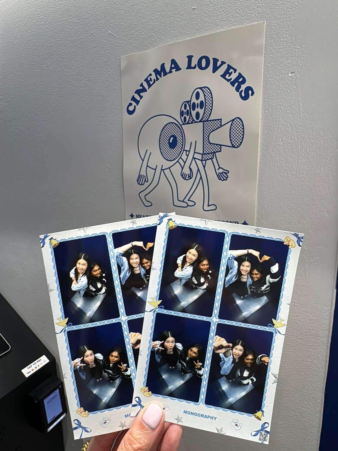 How Much Does It Cost to Take a Photo in a Photobooth? | SocialVias...